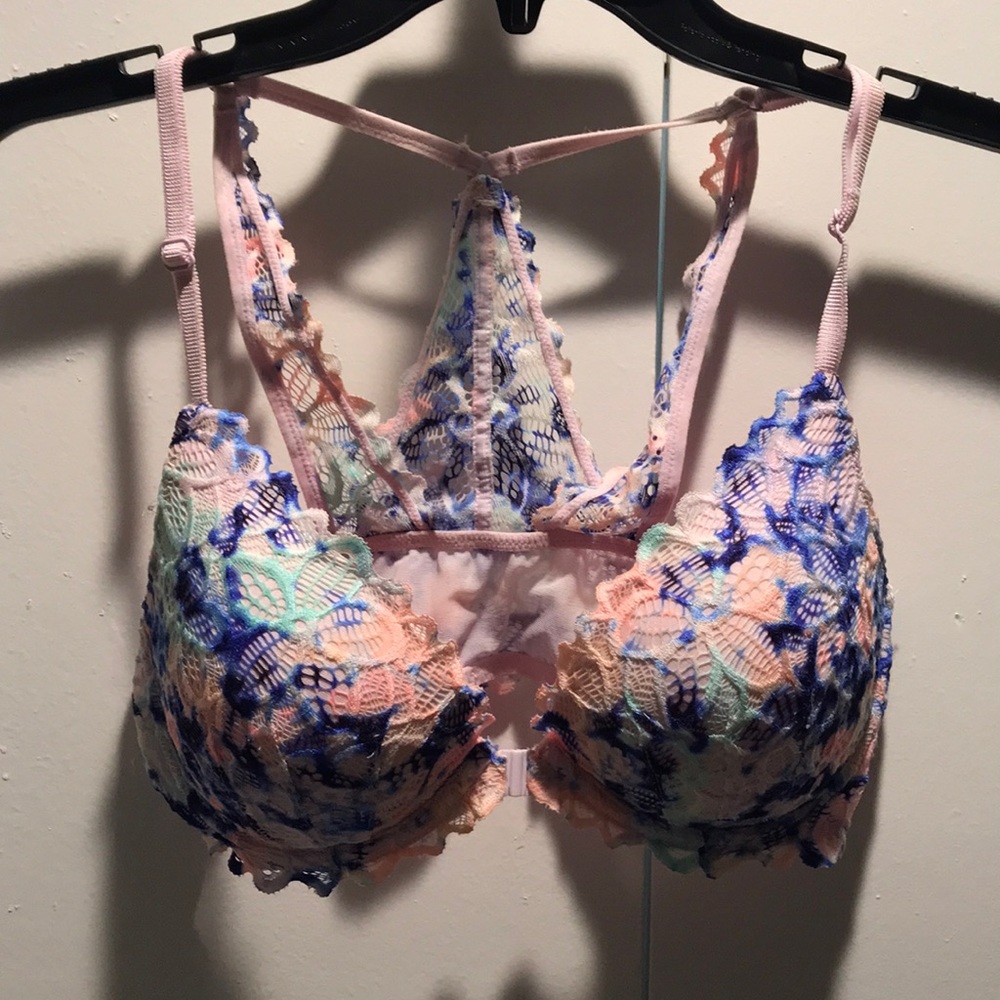 VS Pink Bra